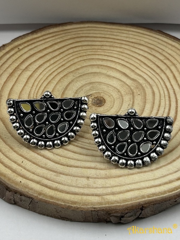 Oxidised Mirror Work Stud A1OJ00006A Oxidised Mirror Work Stud A1OJ00006A