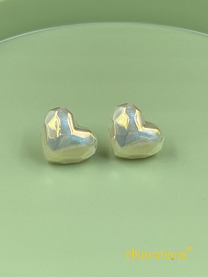Pearl Heart Stud with Rainbow Texture A6FJ00218C