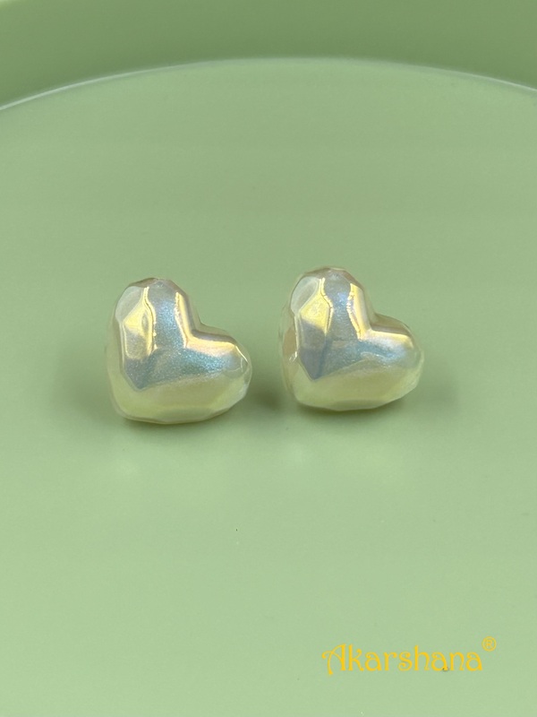 Pearl Heart Stud with Rainbow Texture A6FJ00218C Pearl Heart Stud with Rainbow Texture A6FJ00218C