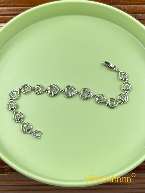 White Stones Studded Heart Link Bracelet A7FJ00004D White Stones Studded Heart Link Bracelet A7FJ00004D